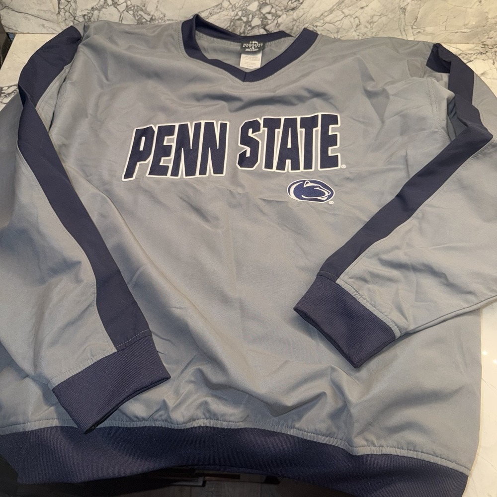 Knights Apparel Men's Large Penn State Gray Windbreaker Pullover Lightweight